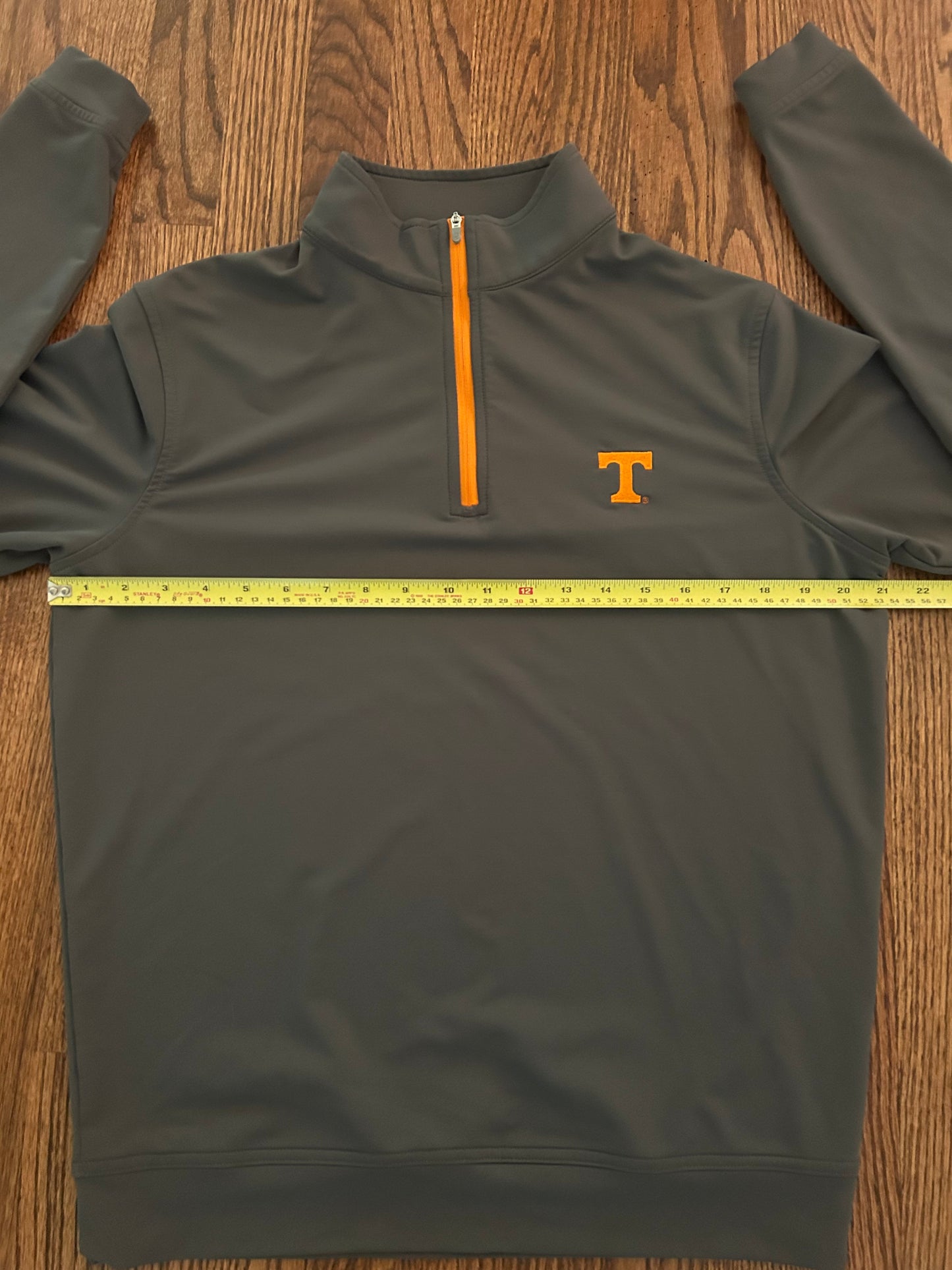 Men’s Small Peter Millar Tennessee Volunteers Quarter Zip