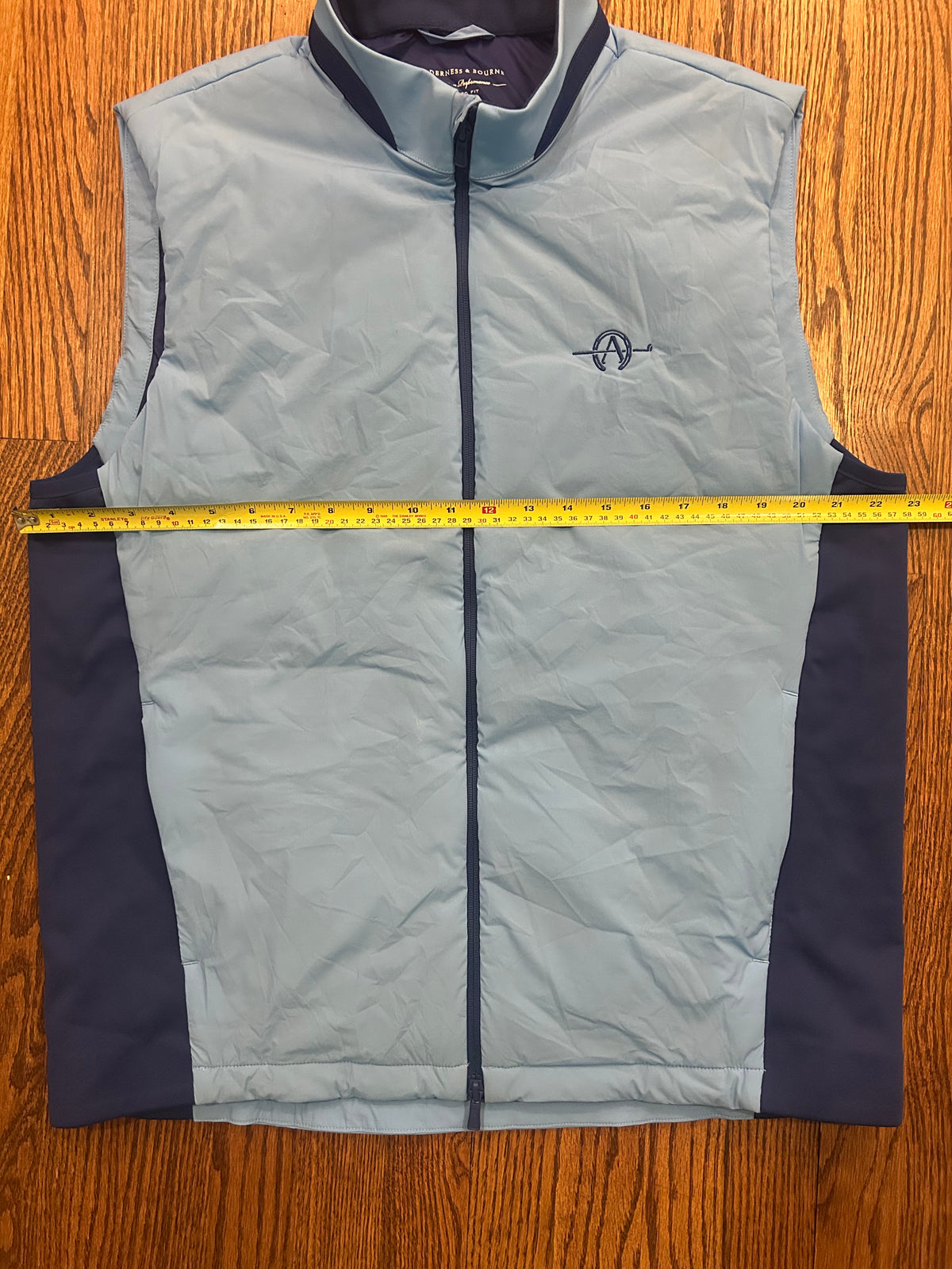 Holderness & Bourne Men's Large Light Blue Insulated Golf Vest Full Zip Logo
