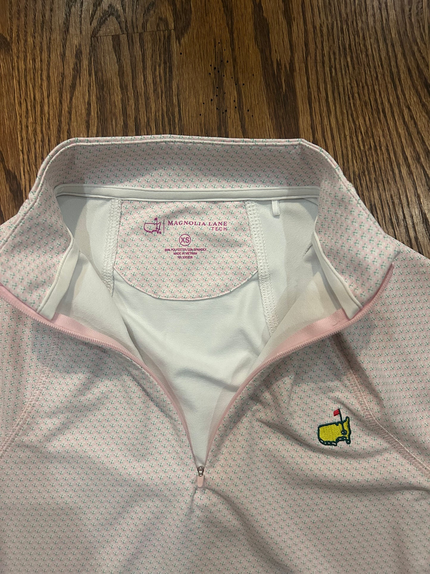 Women’s XS Masters Magnolia Lane Light Pink Azalea Quarter Zip