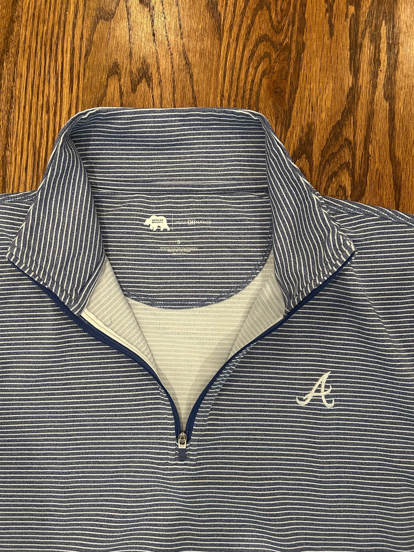 Men’s Small Onward Reserve Atlanta Braves Quarter Zip
