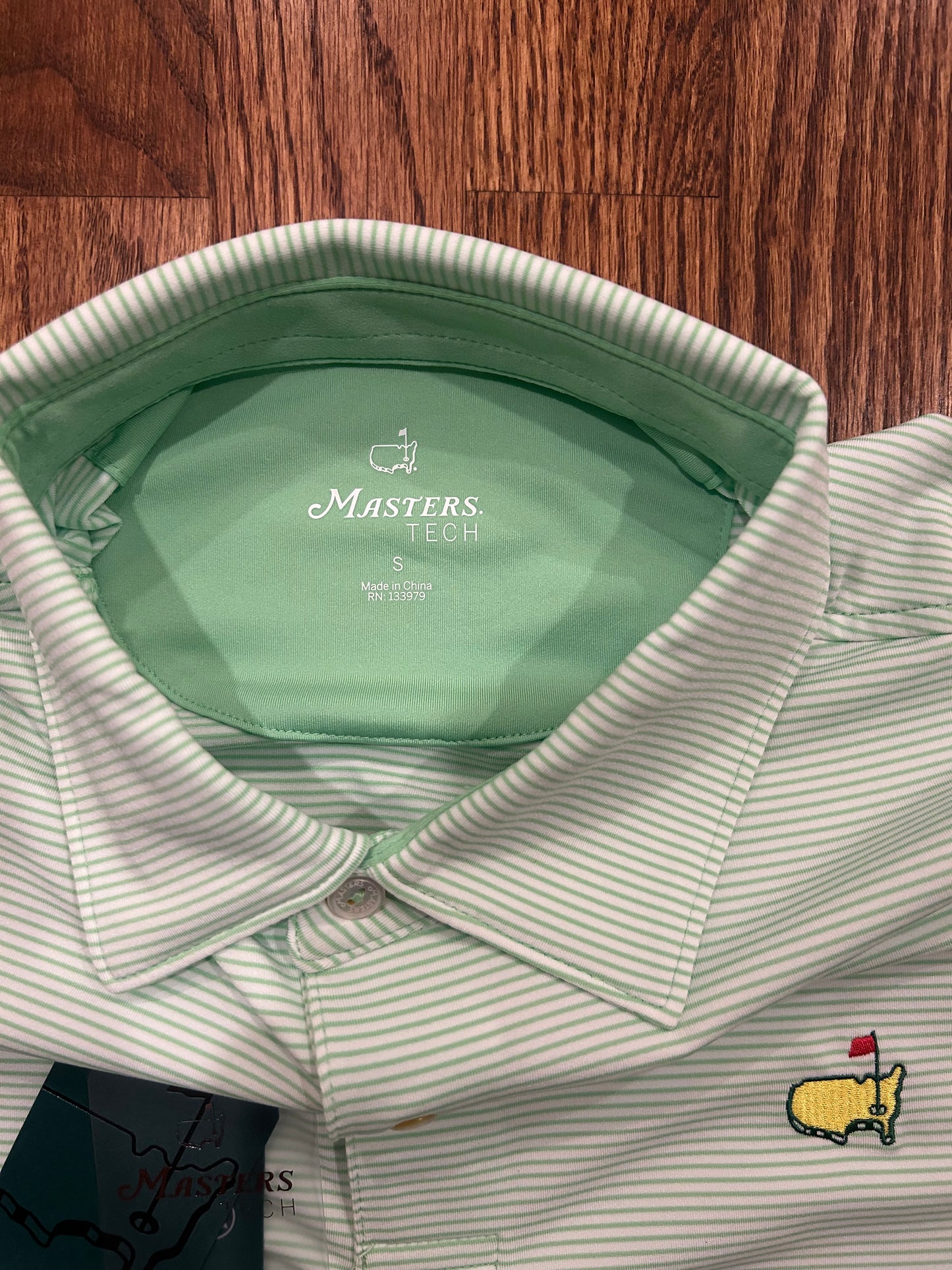 Men’s Small Masters Tech Green Striped Polo