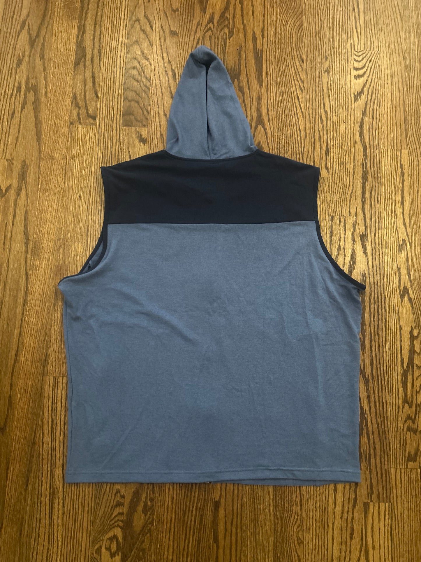 Men’s XL Masters Peter Millar Hooded Vest