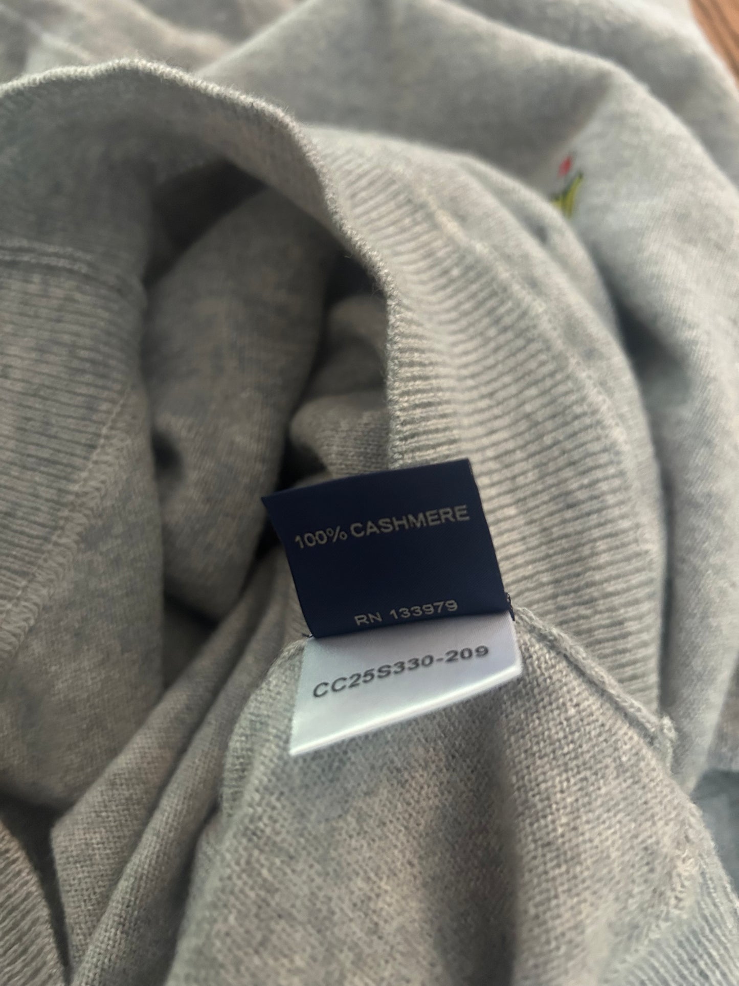 Men’s Small Masters Clubhouse Collection 100% Cashmere Hoodie