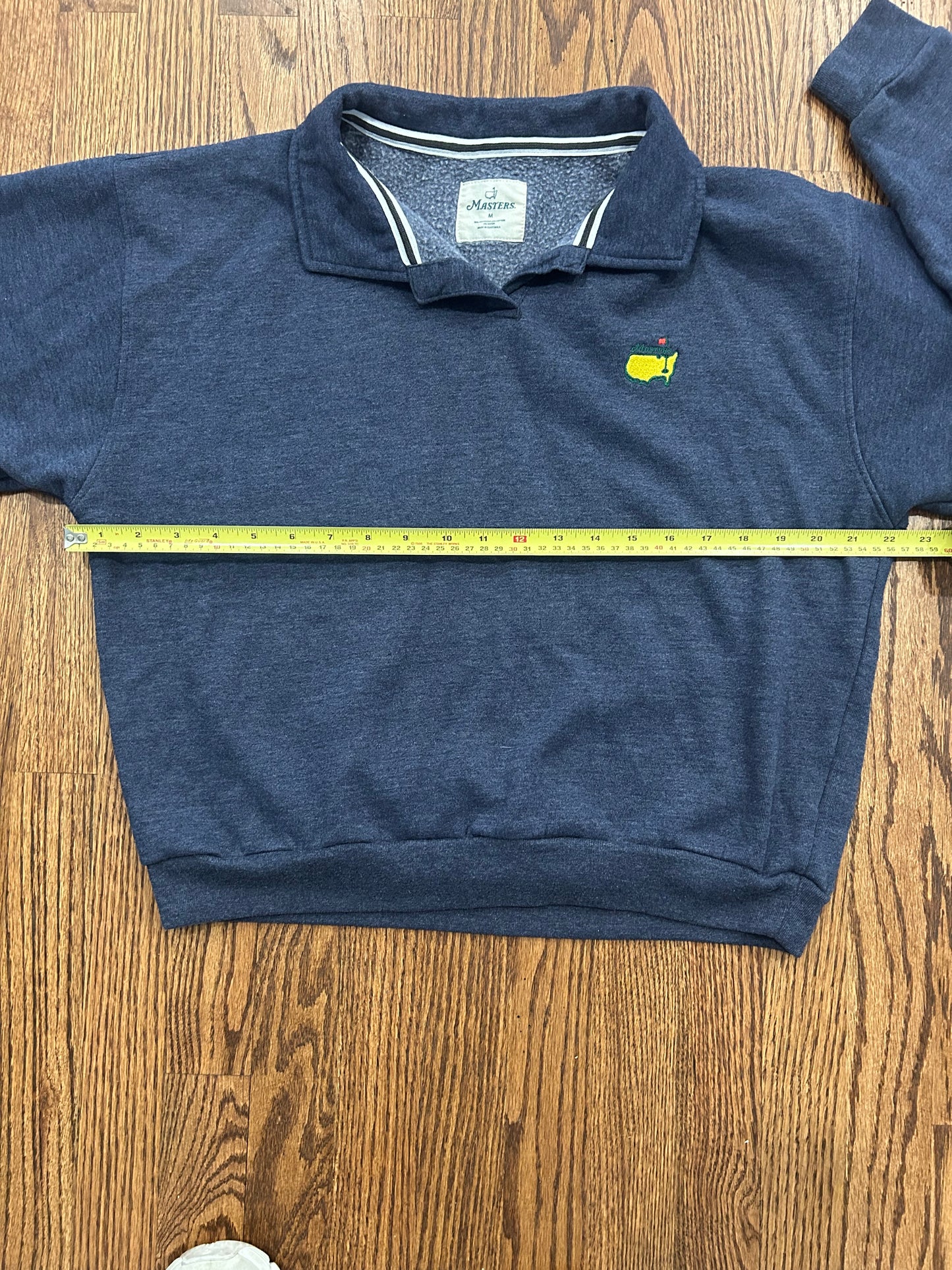 Women’s Medium Masters Crewneck Pullover Fleece Sweatshirt Navy Blue
