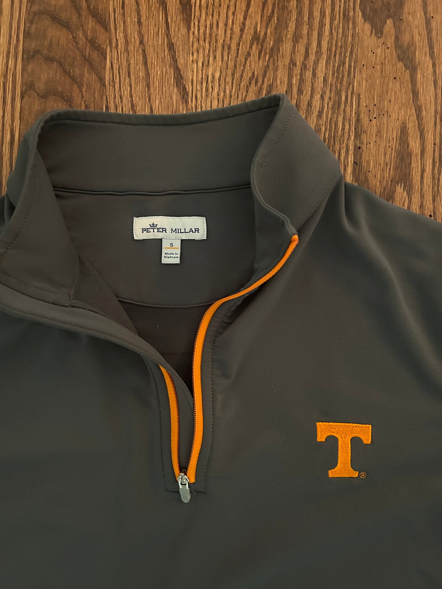 Men’s Small Peter Millar Tennessee Volunteers Quarter Zip