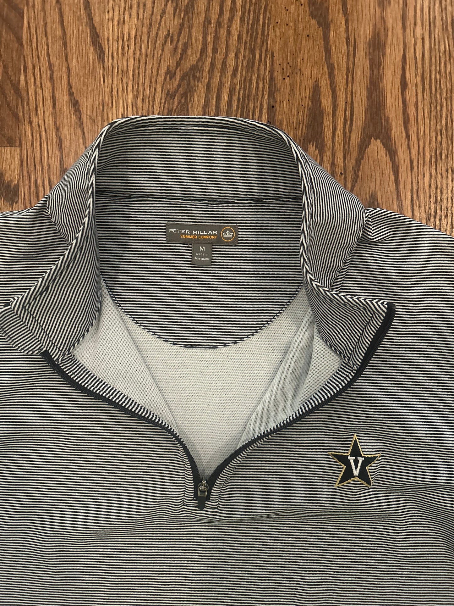 Men’s Medium Peter Millar Vanderbilt Quarter Zip