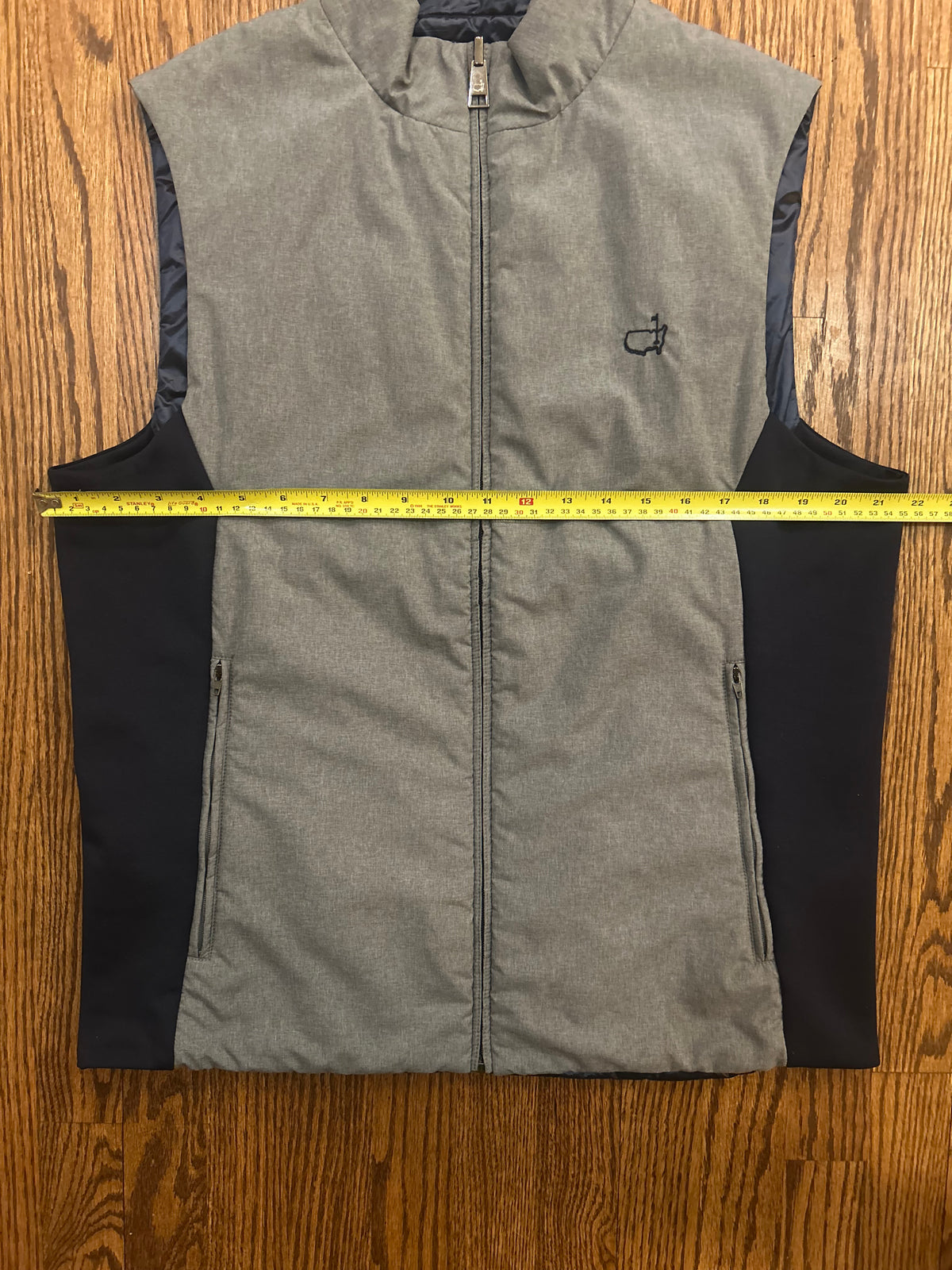 Men’s Large Masters Clubhouse Collection Reversible Vest Navy Gray Golf