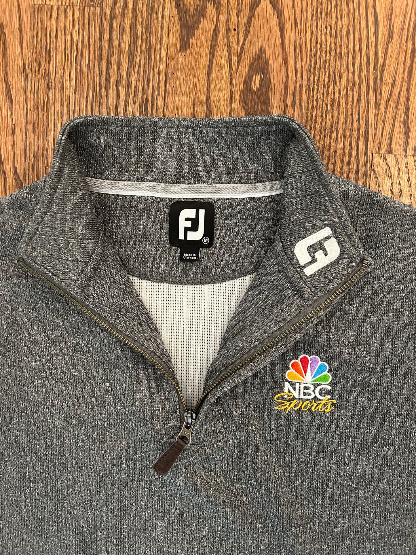 Men’s Medium FootJoy NBC Sports Golf Quarter Zip