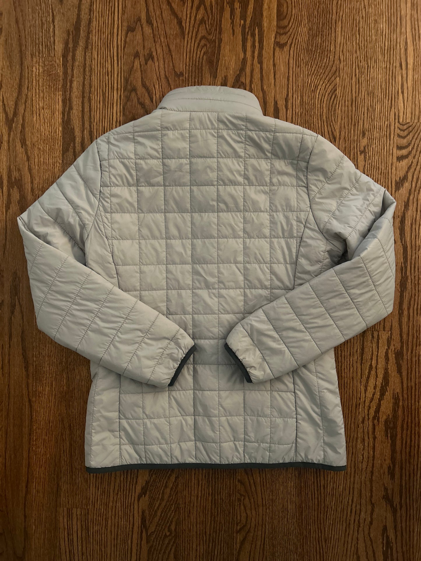 Women’s Medium Cutter & Buck Pebble Beach Puffer Jacket