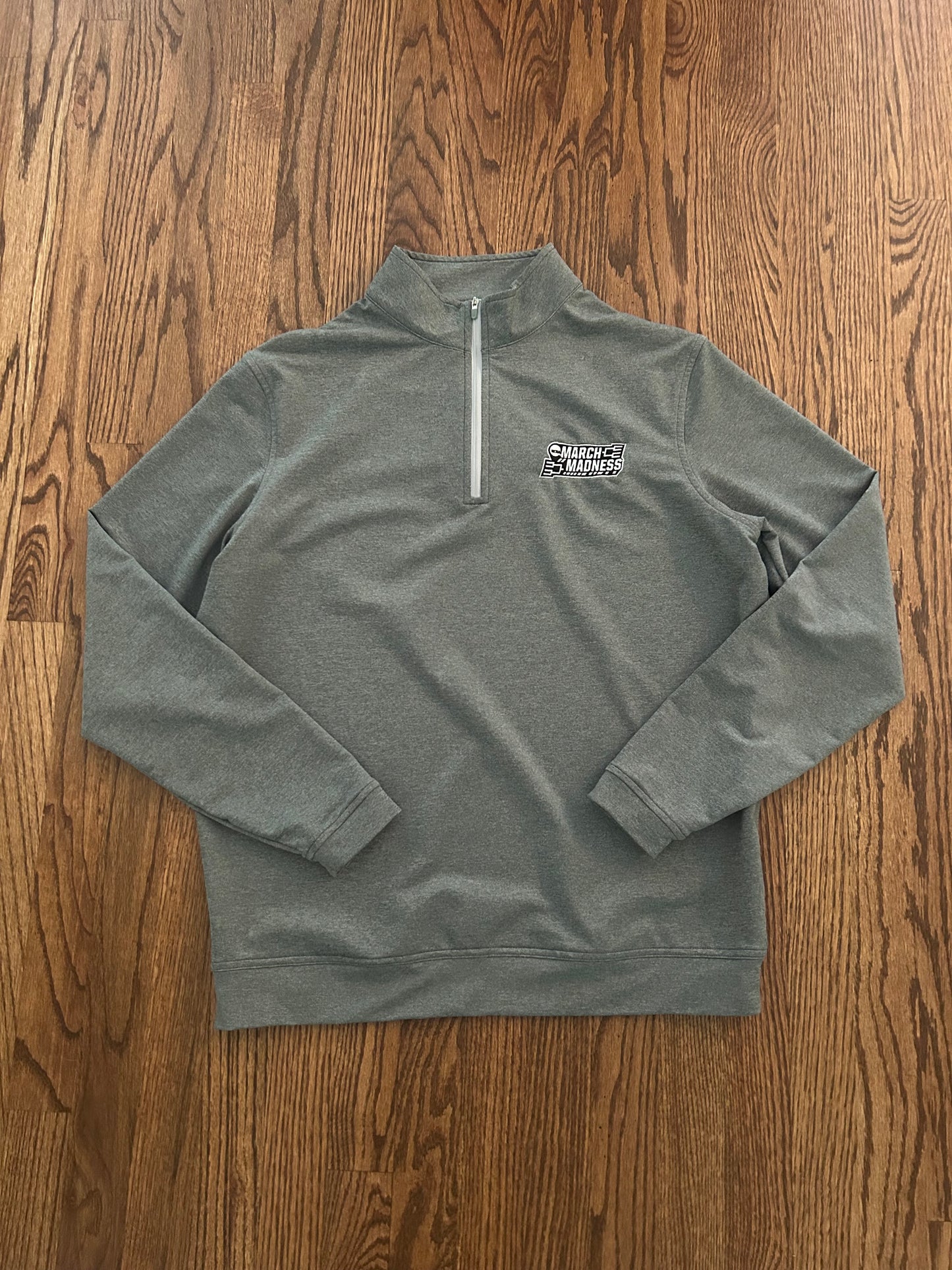 Men’s Medium Peter Millar March Madness Quarter Zip