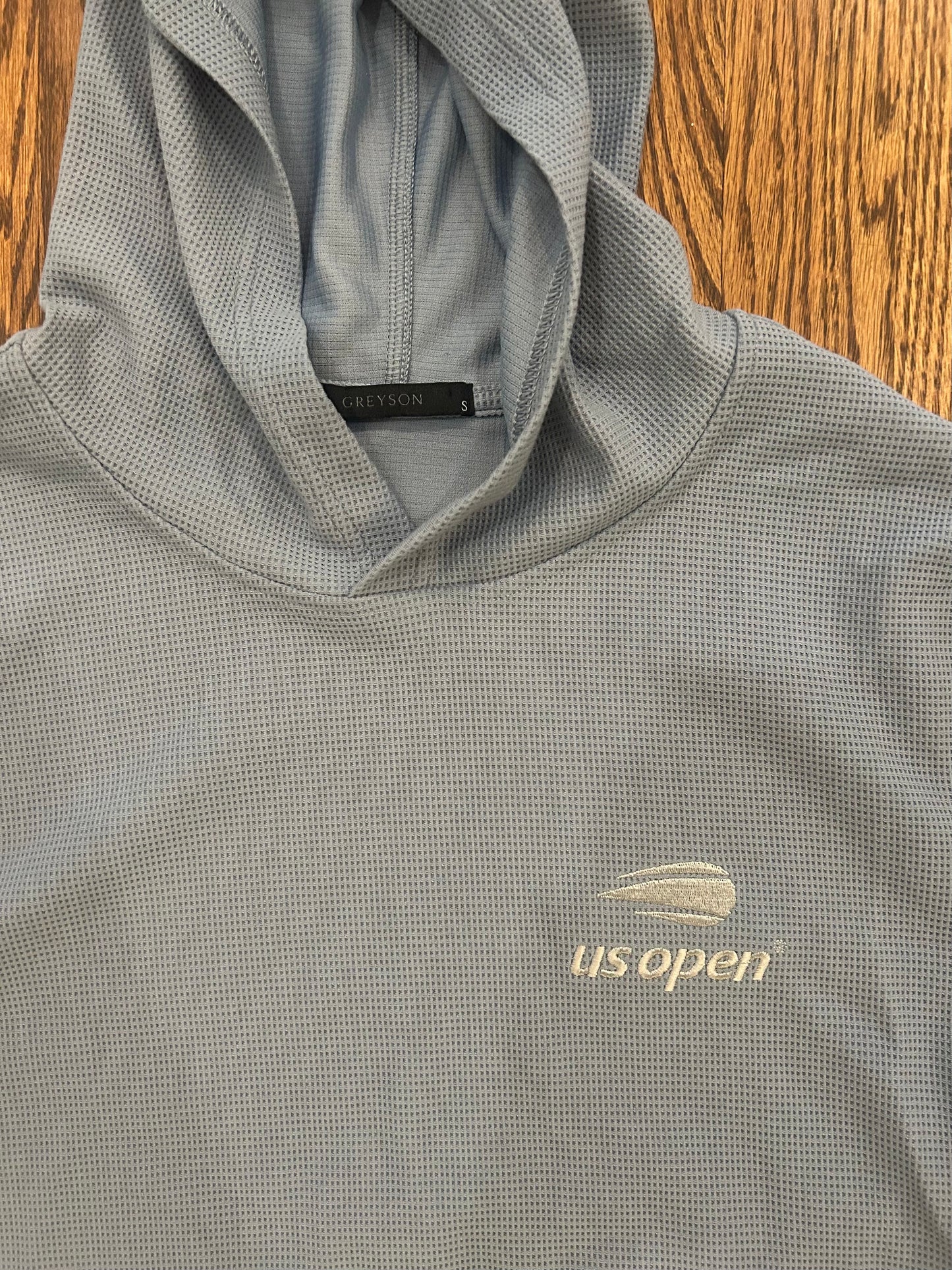 Men’s Small Greyson US Open Tennis Performance Golf Hoodie Light Blue