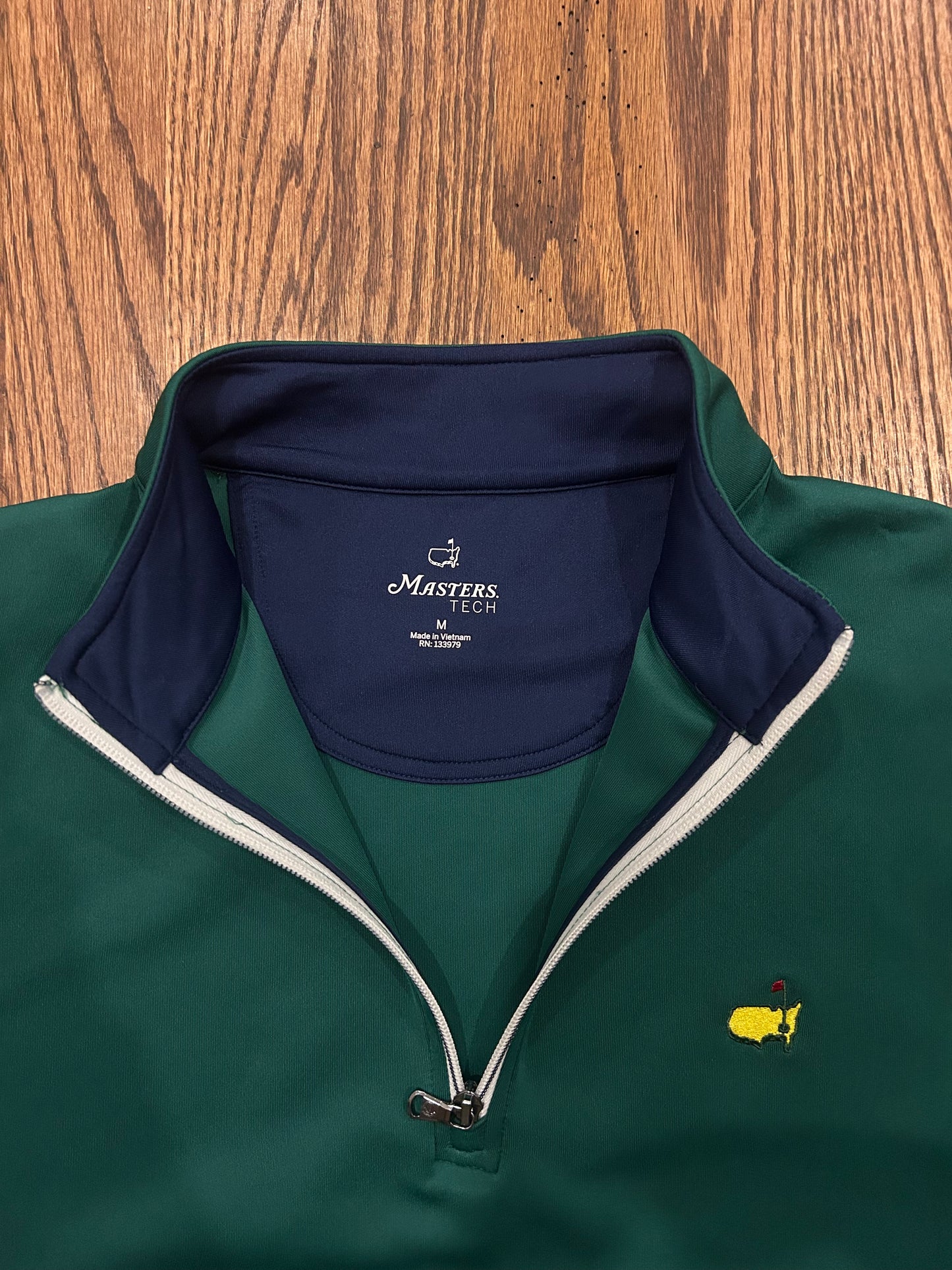 Men’s Medium Masters Tech Quarter Zip