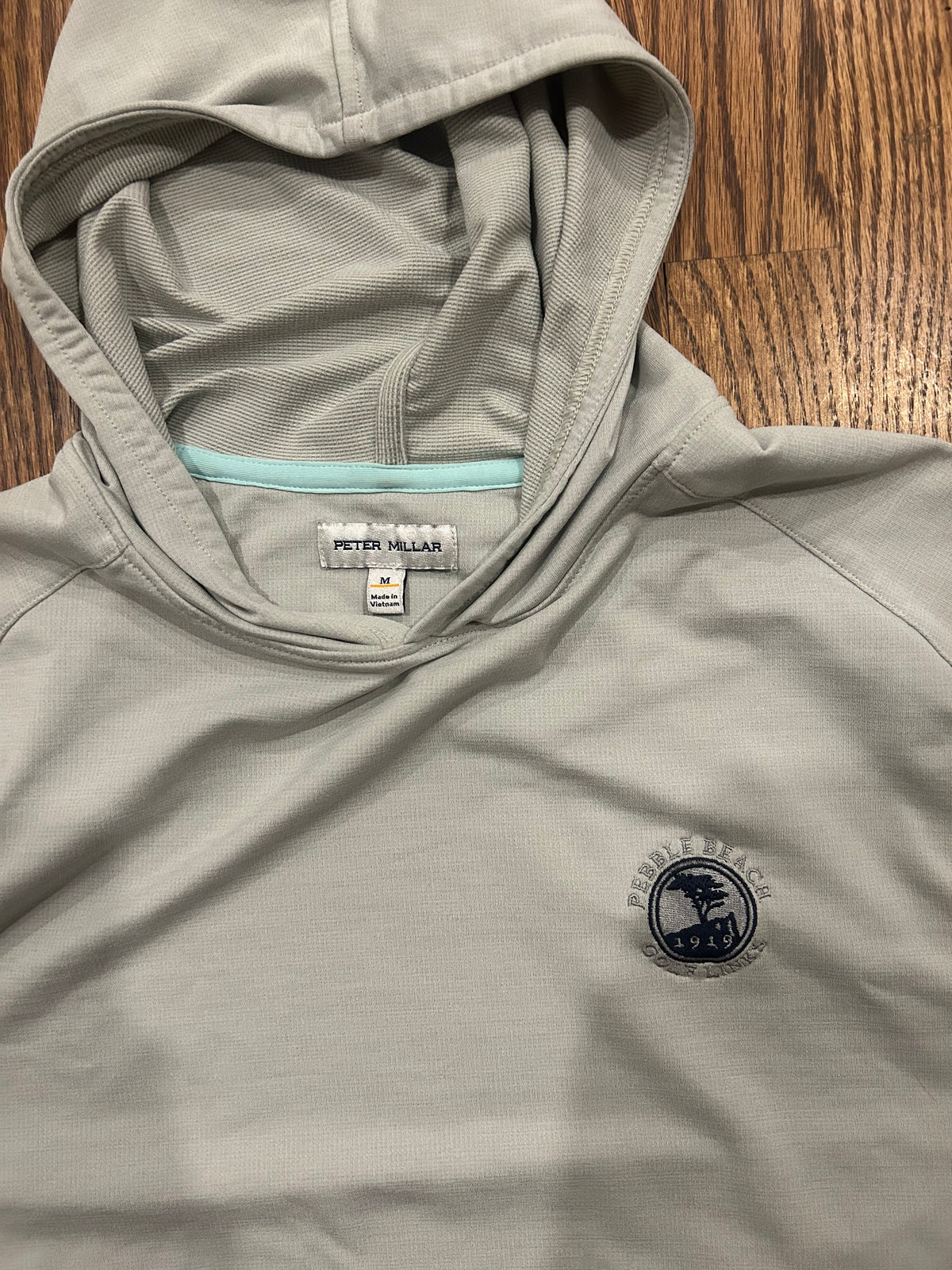 Men’s Medium Peter Millar Pebble Beach Golf Links Performance Hoodie Pullover